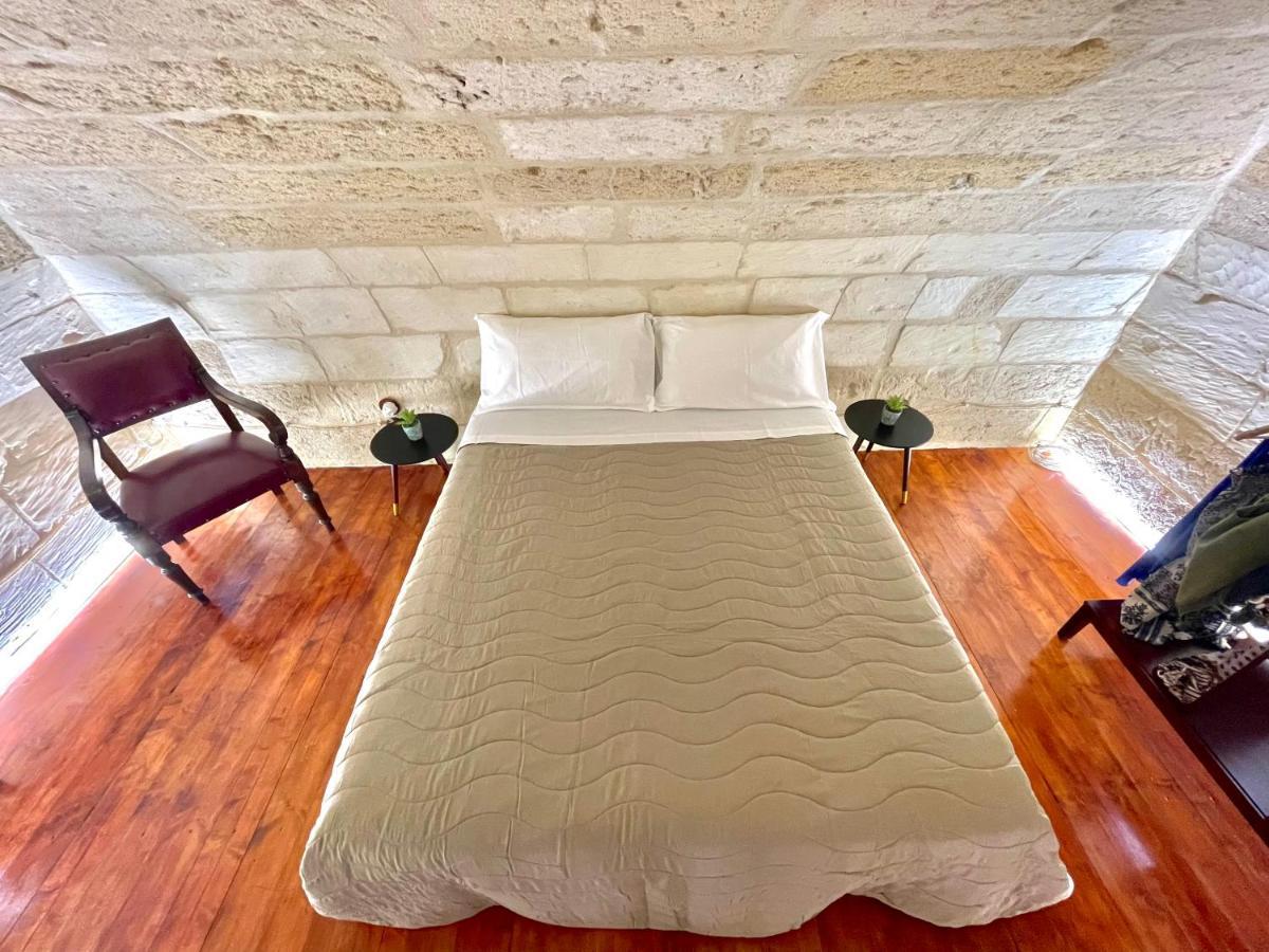 Ferienwohnung Vohis Luxury House - Fast Wi-Fi & Easy Parking Lecce Exterior foto