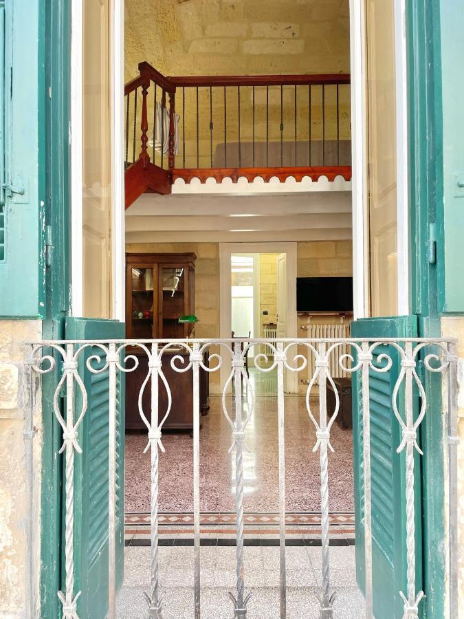 Ferienwohnung Vohis Luxury House - Fast Wi-Fi & Easy Parking Lecce Exterior foto