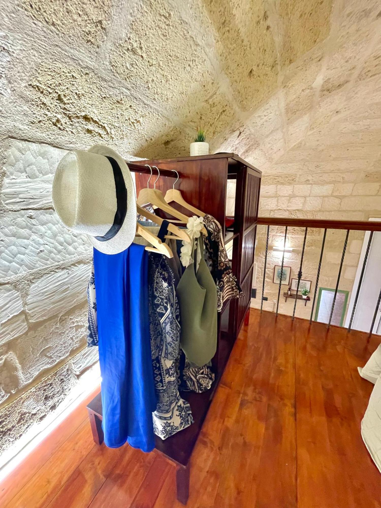 Ferienwohnung Vohis Luxury House - Fast Wi-Fi & Easy Parking Lecce Exterior foto
